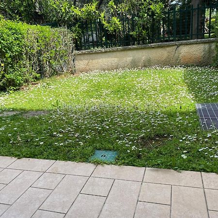 Apartment Flower Raffa Екстериор снимка